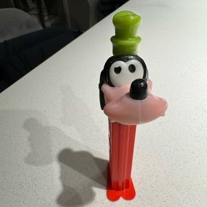 Vintage Goofy Pez dispenser-Made in Slovania~rare
